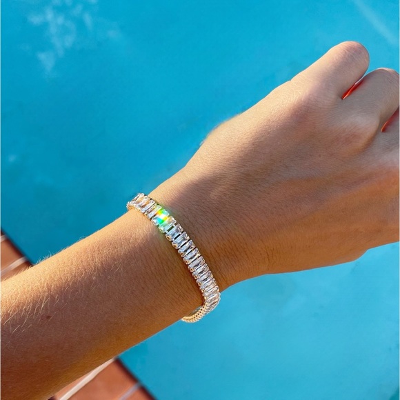 14k Gold Plated Crystal Baguette Cut Tennis Bracelet - Picture 3 of 5